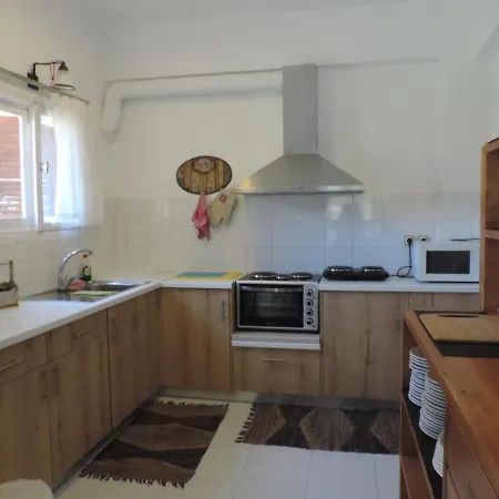 Rocks Bed & Breakfast 3*